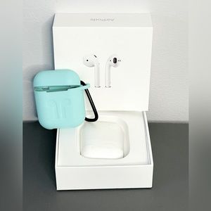 AIRPODS WIRELESS WITH CHARGING CASE 2ND GEN